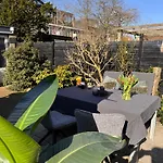 Holiday Home In Center Haarlem Near Bloemendaal-Zandvoort Beach Private Garden